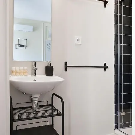 Historic At Cardosas With Balcony Lejlighed Porto